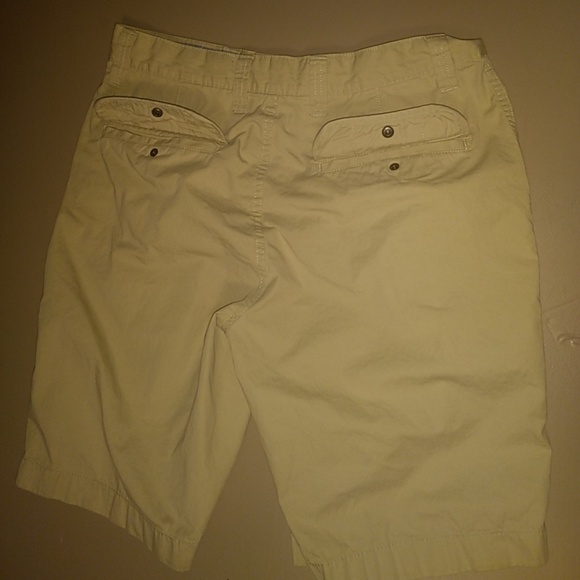 Shorts - Picture 3 of 3